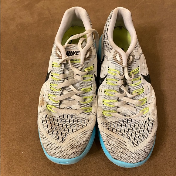 Women’s size 9 Nike Lunartempo running shoes - Picture 2 of 5